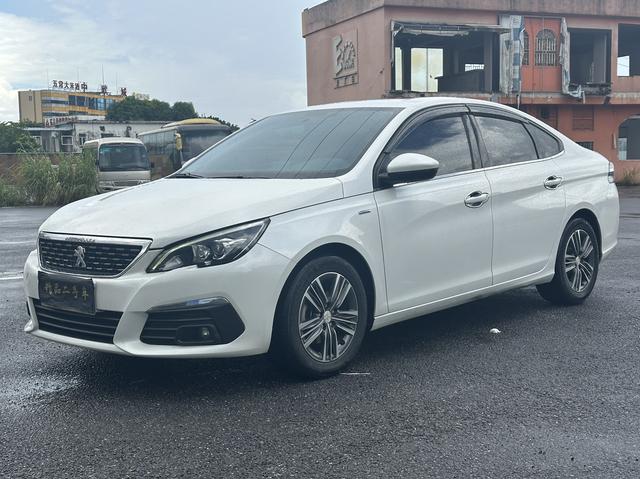 Peugeot 308 2019 230THP DCT Luxury Edition National VI