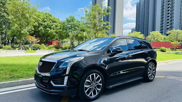 Cadillac XT5 2022 2.0T 4WD Luxury Hummingbird Edition