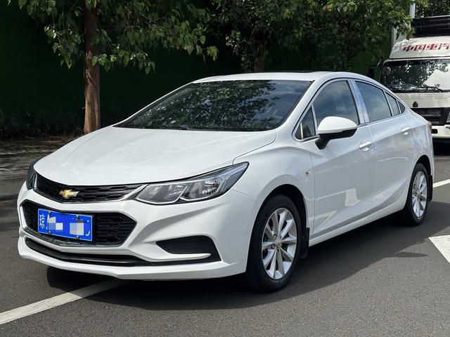 Cruze 2018 hatchback 320 Automatic Xuanfeng Version