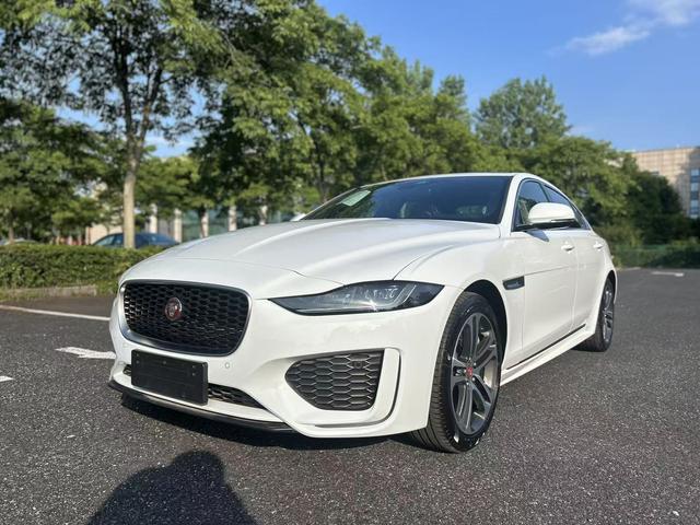 Jaguar XEL 2024 2.0T 250PS R-DYNAMIC S Aggressive Sport