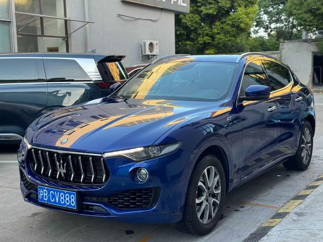 Levante 2022 2.0T GT Frontier Edition