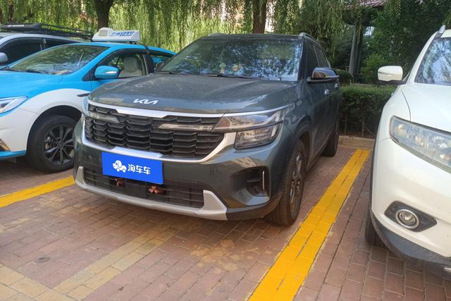 Certus 2023 1.5L IVT Deluxe