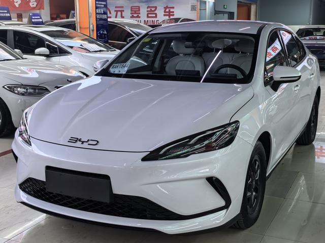 Seal 05DM 2025 Smart Driving Version DM-i 55KM Luxury
