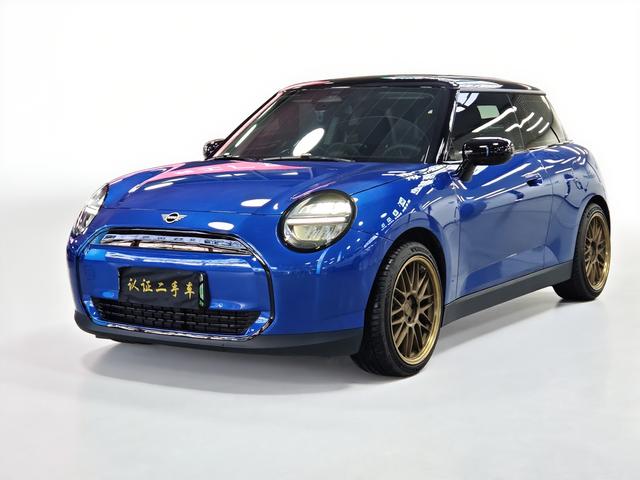 Electric MINI COOPER 2024 COOPER E classic