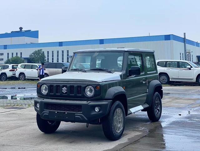 Jimny 2025 1.5L automatic four-wheel drive 5-seater parallel import