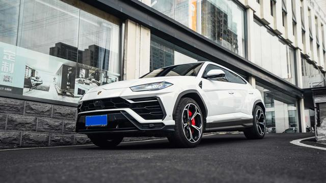 Urus 2018 4.0T V8