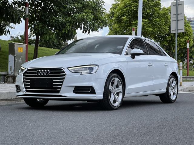Audi A3 2019 Limousine 35 TFSI Aggressive State V