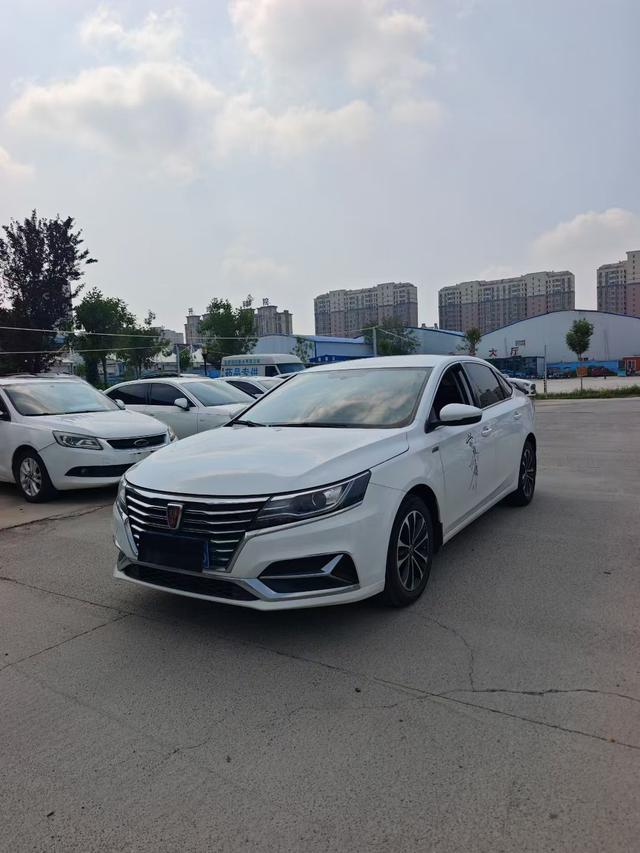 RW i6 2020 PLUS 1.6L CVT 4G Connected Glory Luxury Edition