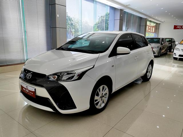 YARiS L Zephyr 2016 Modified 1.5E CVT Phantom Edition