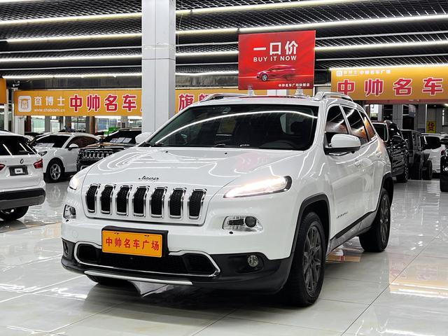 Free Light 2020 2.0L two-wheel drive classic sports version