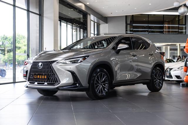 Lexus NX 2022 350h Front-Drive Genesis Edition
