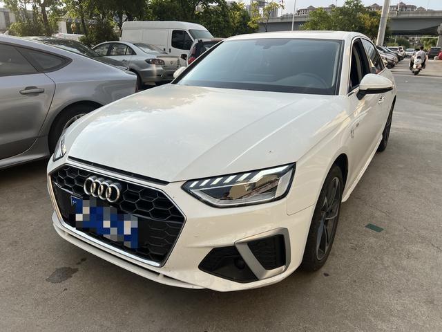 Audi A4L 2022 40 TFSI Stylish Dynamic