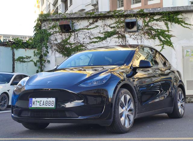Model Y 2022 Rear Wheel Drive