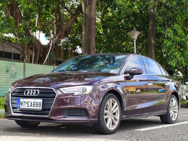 Audi A3 2018 30th Anniversary Year Limousine 35 TFSI Aggressive