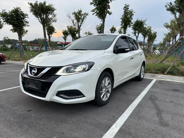 TIIDA TIIDA 2021 1.6L CVT Smart Edition