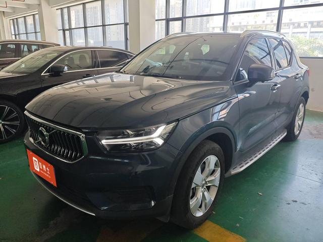 Volvo XC40 2022 T4 4WD Smart Style