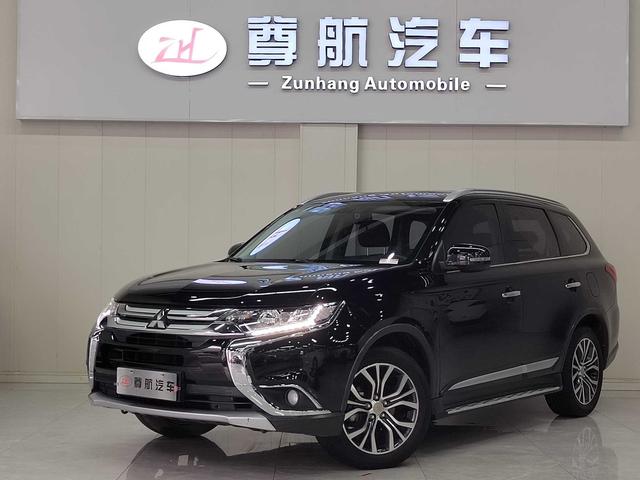 Outlander 2018 2.4L 4WD Elite 5-Seater