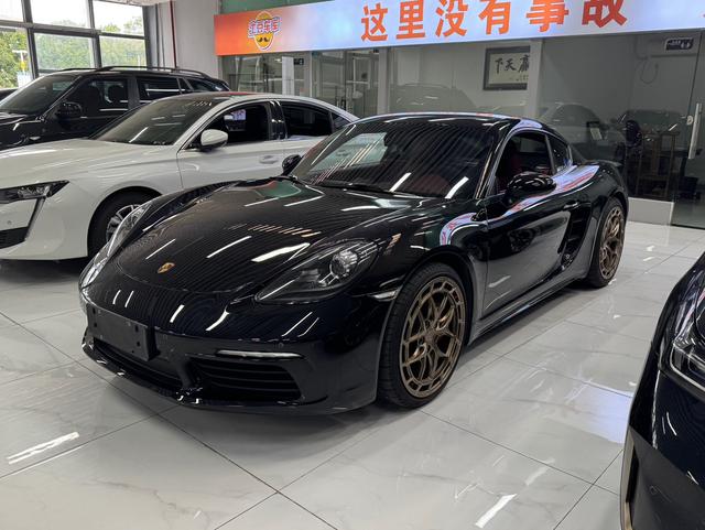 Porsche 718 2018 Cayman 2.0T