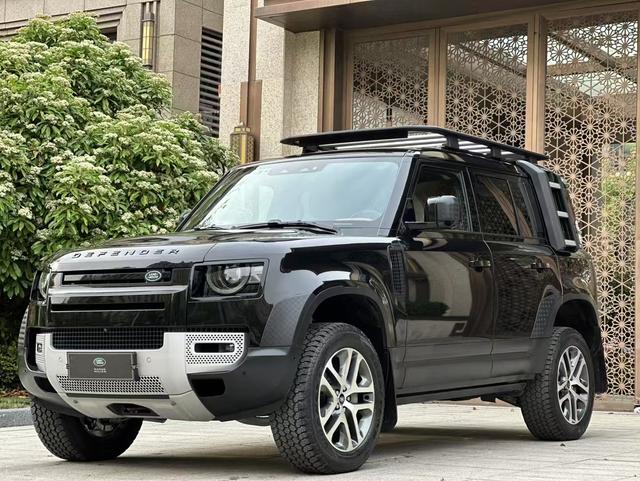Defender 2023 110 3.0T P400 Dark Special Edition