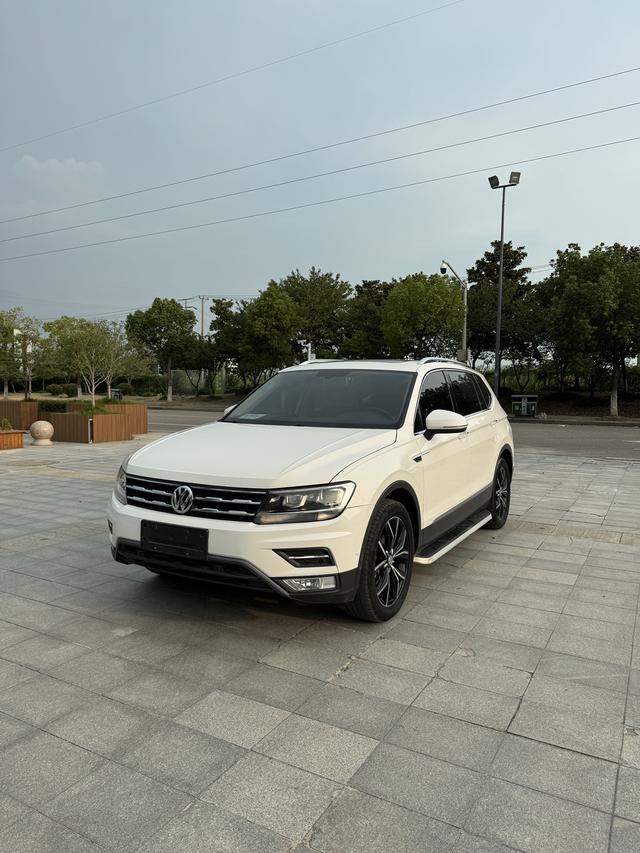 Touguan L 2019 330TSI Automatic 2WD Intelligent Luxury Edition State V