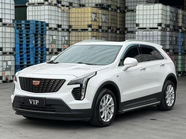 Cadillac XT4 2018 28T two-wheel drive luxury sports type