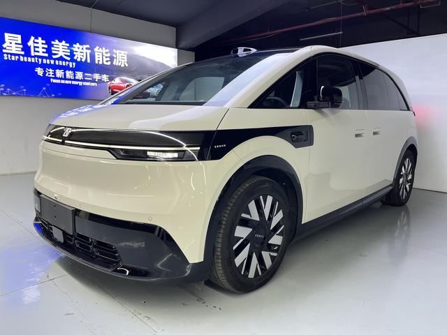 ZEEKR MIX 2025 102kWh long battery life Smart Driving version