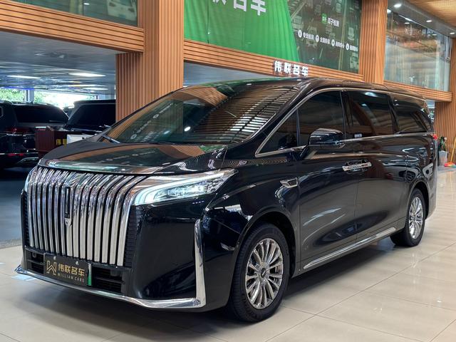 Alpine 2023 four-wheel drive executive extended version