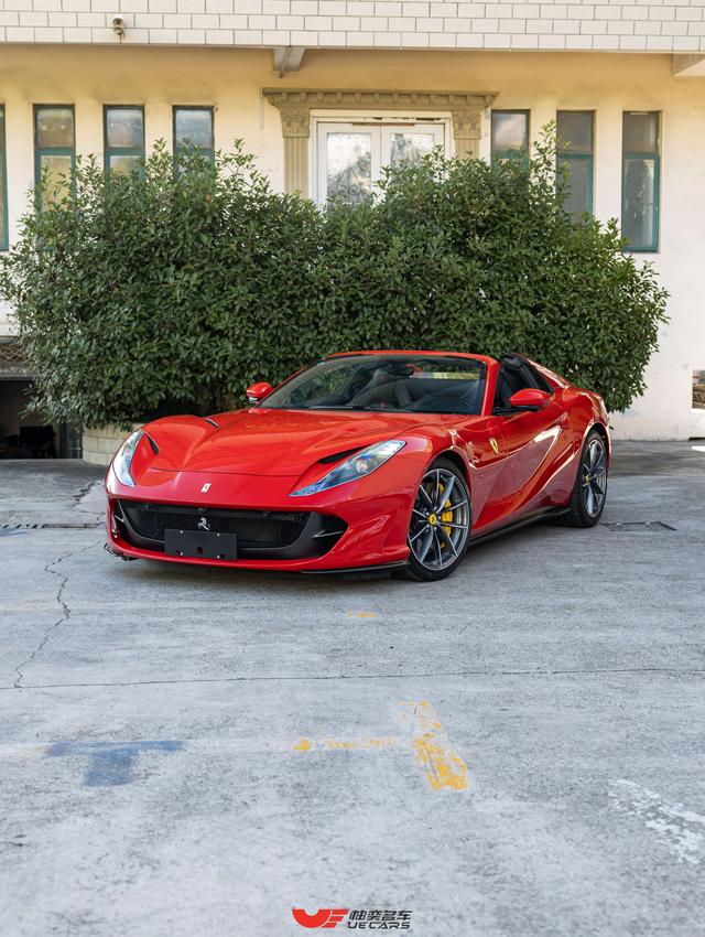 Ferrari 812 2020 6.5L GTS