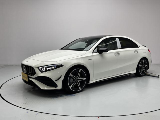 Mercedes-Benz A-class AMG 2025 facelift AMG A 35 L 4MATIC