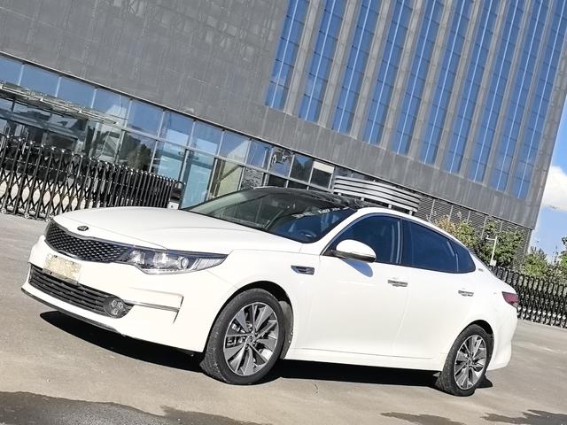Kia K5 2017 2.0L Automatic 15th Anniversary Special Edition LUX