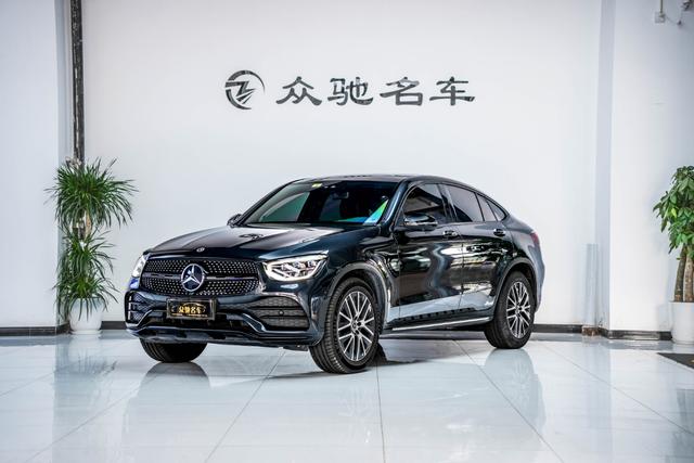 Mercedes-Benz GLC Coupe 2020 GLC 300 4MATIC Coupe SUV
