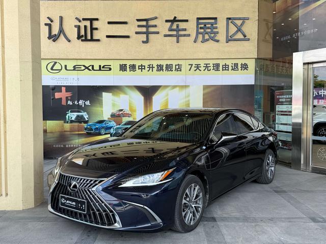 Lexus ES 2021 260 Excellence