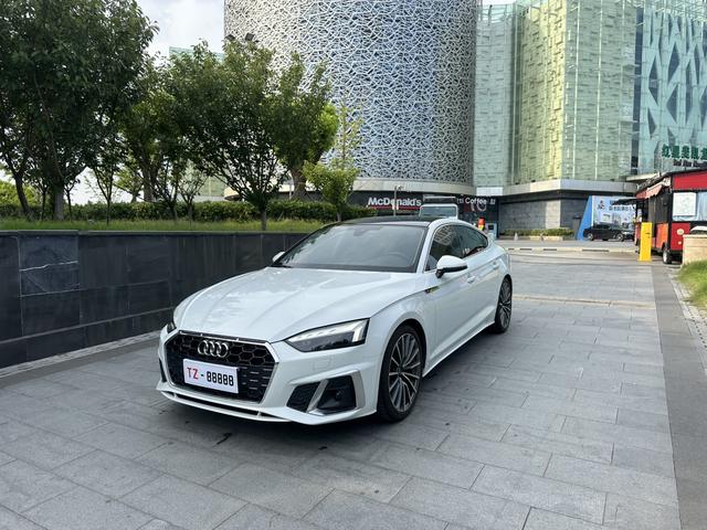 Audi A5 2023 Sportback 40 TFSI Stylish Dynamic