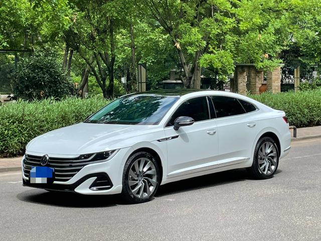 Volkswagen CC 2024 model 380TSI eye-catching version