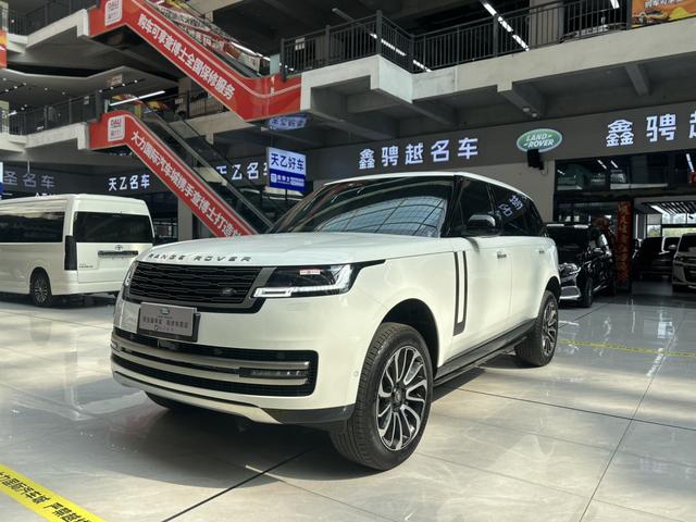 Range Rover 2025 model 3.0 L6 400PS Shengshi Extended Version