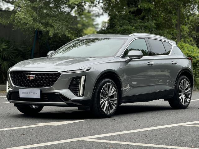 Cadillac GT4 2023 25T Premium
