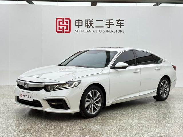 Insignia 2019 260TURBO Exquisite Edition National VI