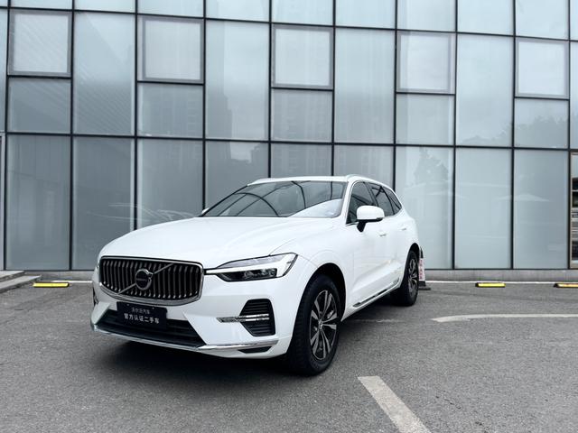 Volvo XC60 2024 B5 four-wheel drive Zhiyi Deluxe Edition