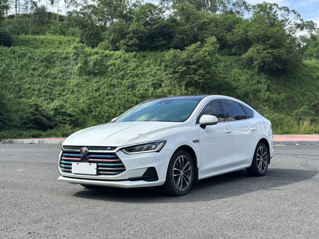 Qin Pro 2018 model 1.5TI automatic Zhilian Fengyao Type
