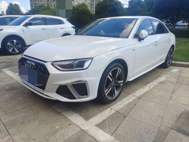 Audi A4L 2022 40 TFSI Stylish Dynamic