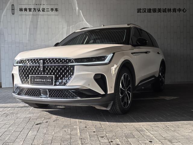 Voyager 2023 2.0T 4WD Premier