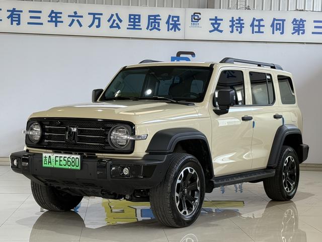 Tank 300 Hi4-T 2025 model 2.0T standard type