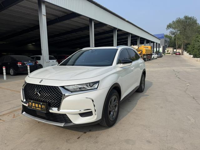 DS 7 2018 model 35THP Passy Version