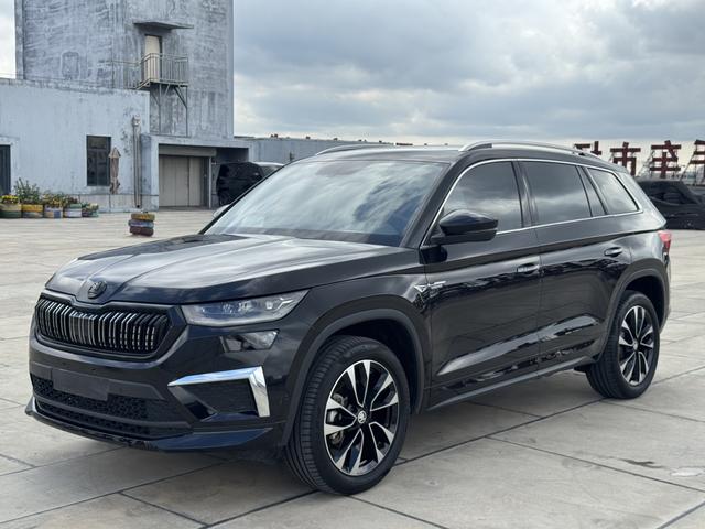 Kodiak 2022 model ZI330 7-seater two-wheel drive luxury edition