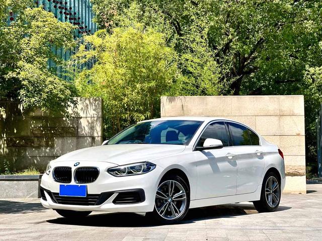 BMW 1 Series 2020 120i Stylish