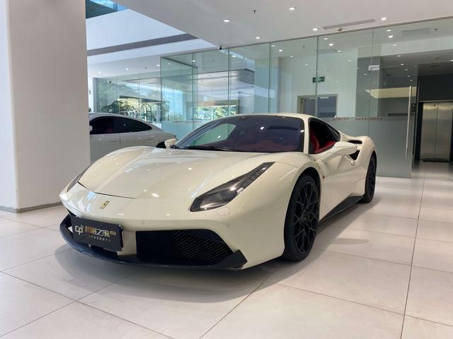 Ferrari 488 2015 GTB