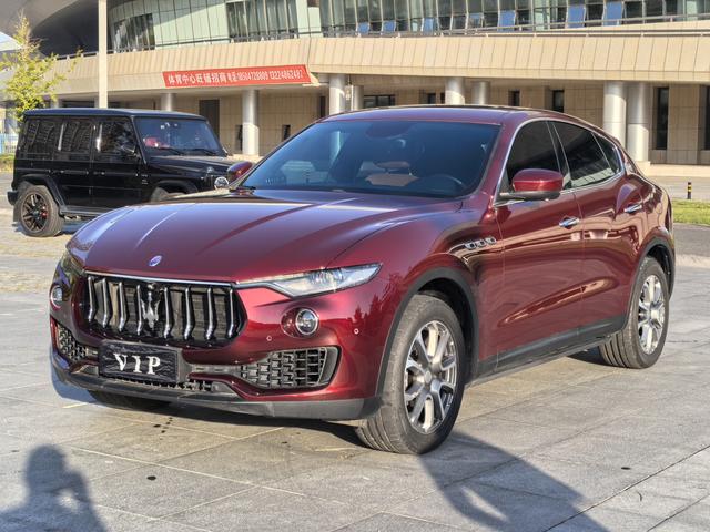 Levante 2018 3.0T Classic Edition