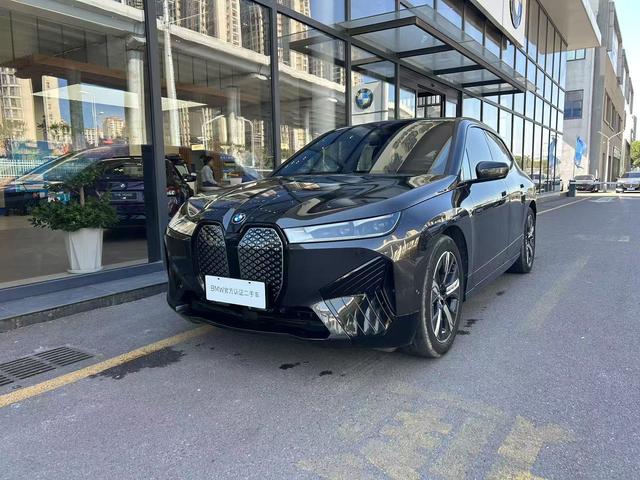 BMW iX 2022 xDrive40