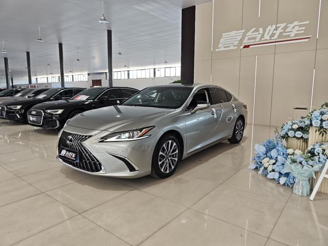 Lexus ES 2022 200 Excellence