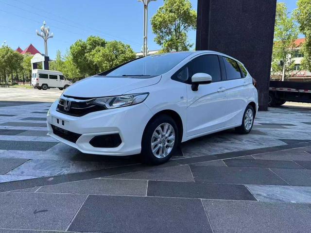Fit 2018 1.5L CVT Comfort Sunroof Edition